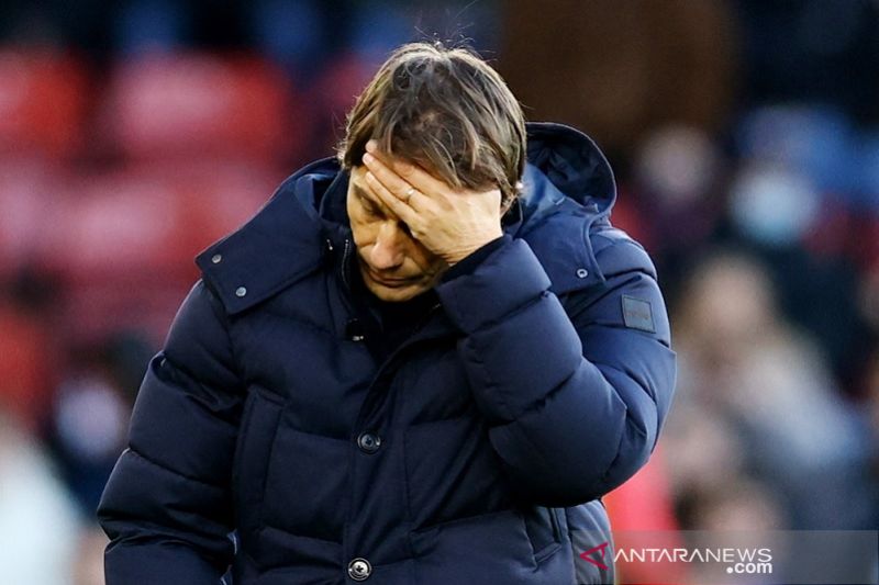 Antonio Conte minta Tottenham untuk belanja di bursa transfer Januari