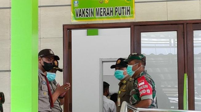 Uji Klinis Vaksin Merah Putih di Surabaya [SuaraJatim/Dimas Angga]