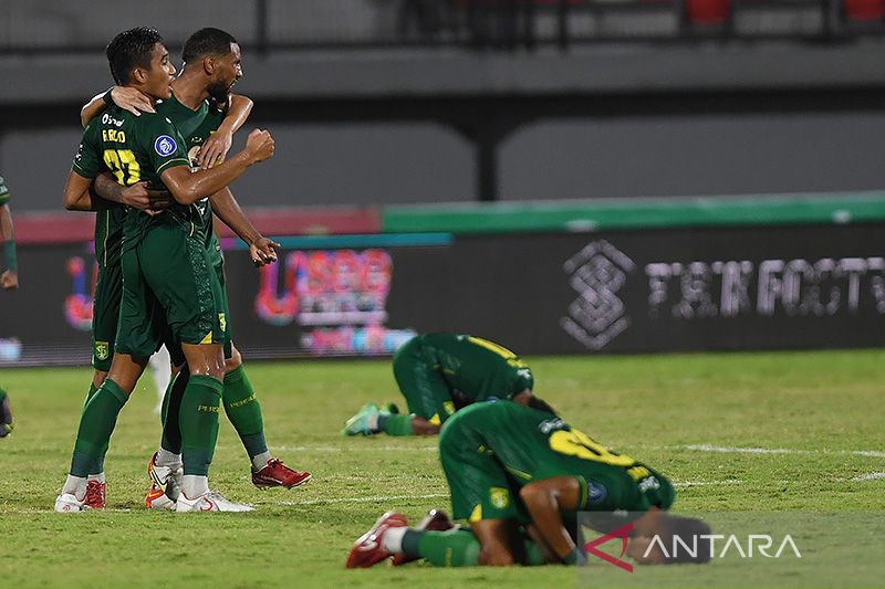Pelatih Persebaya puas menangi derbi Jatim lawan Arema FC