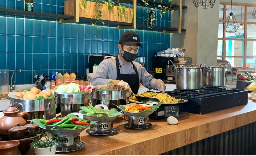 101 URBAN Jakarta Kelapa Gading Hadirkan 11 Stall Live Cooking untuk Bukber