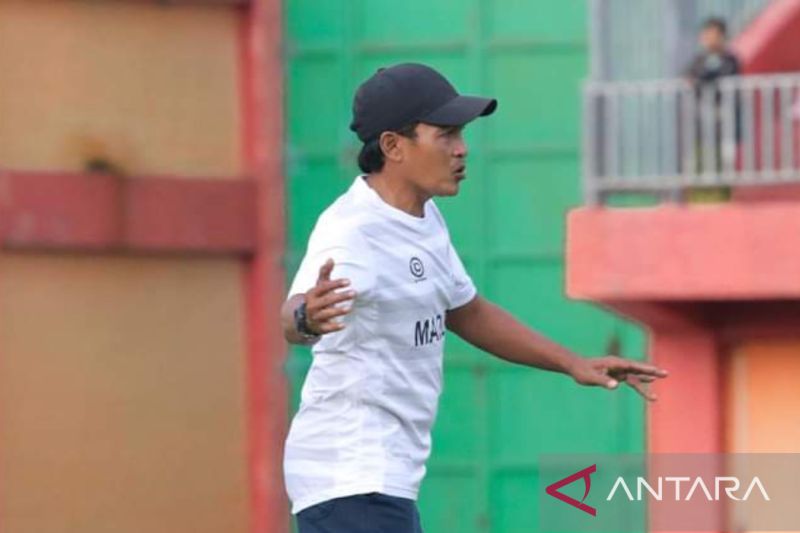 Madura United rekrut asisten pelatih lokal